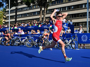 Lisa Perterer in den Top 20 in Rom (© World Triathlon/Petko Beier)
