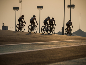 Abu Dhabi 2021 Rad (© World Triathlon / Wagner)