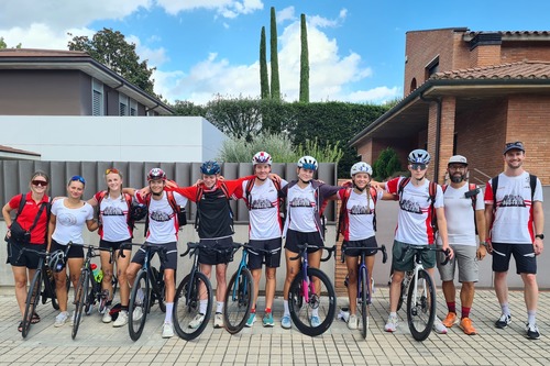 Gruppenfoto Banyoles Jugend EM 2024 (© zVg)